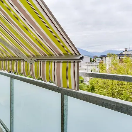 With Comfy Balcony Apartman Innsbruck